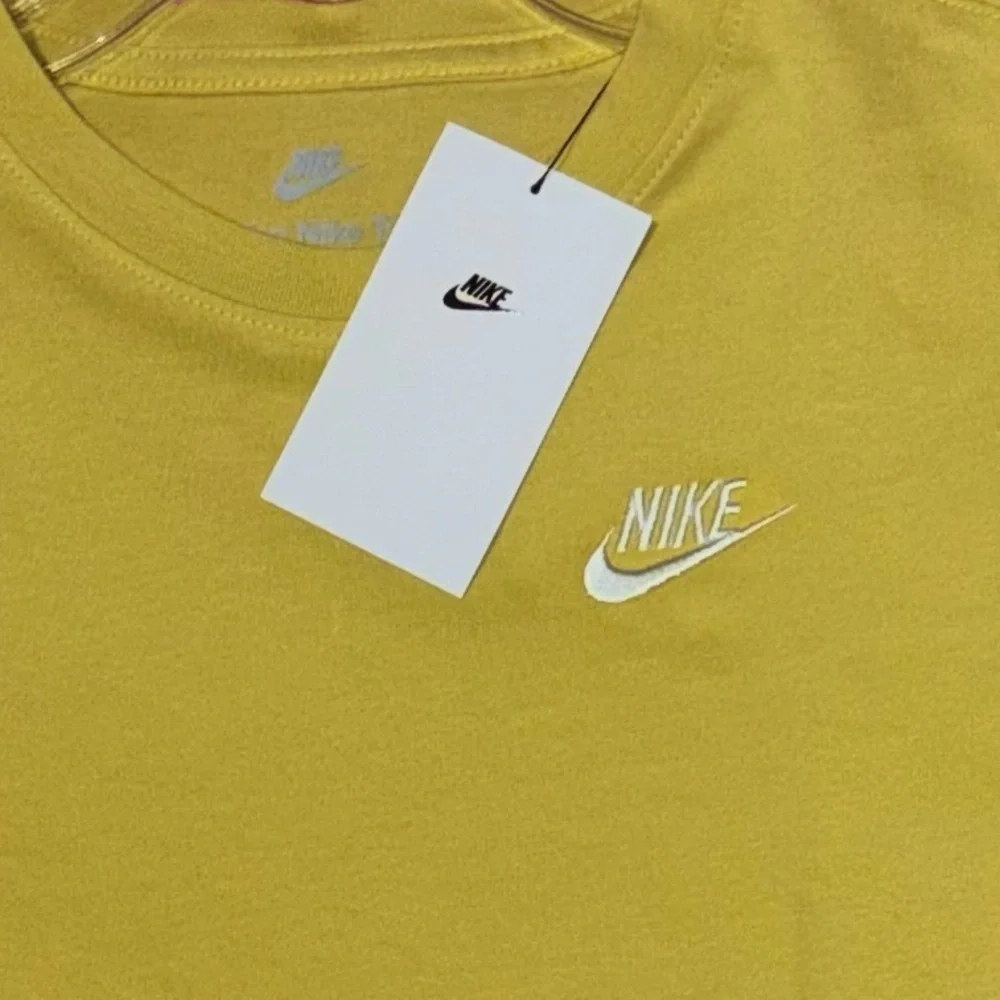 Nike new tags